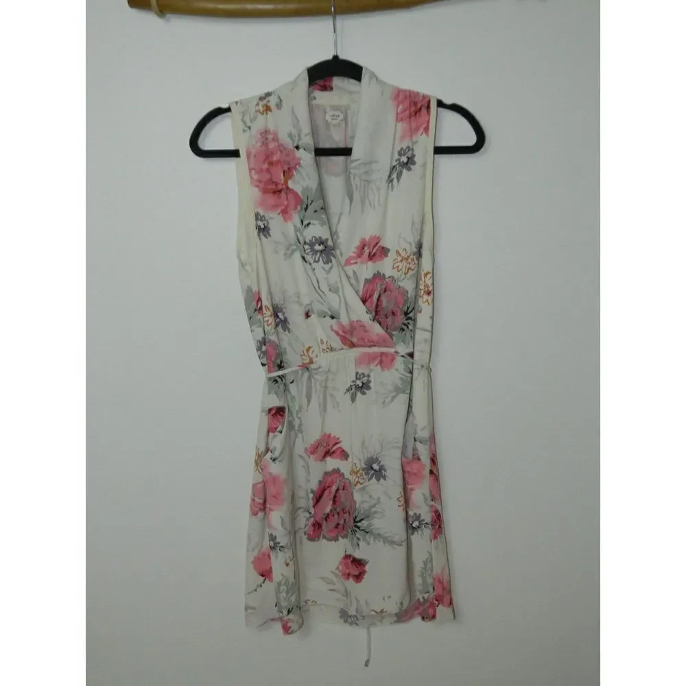 Wilfred Dress Size Medium Ivory Floral Faux‎ Wrap Waist Tie Pockets